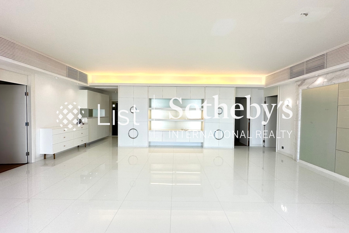 Residence Bel-Air Phase 2 South Tower 貝沙灣 2期 南岸 | Living and Dining Room