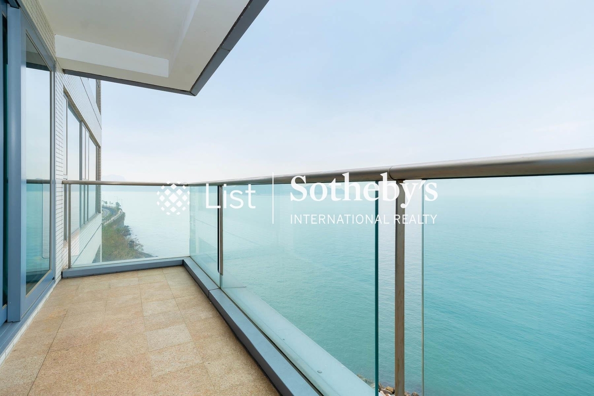 Residence Bel-Air Phase 2 South Tower 貝沙灣 2期 南岸 | Balcony off Living and Dining Room