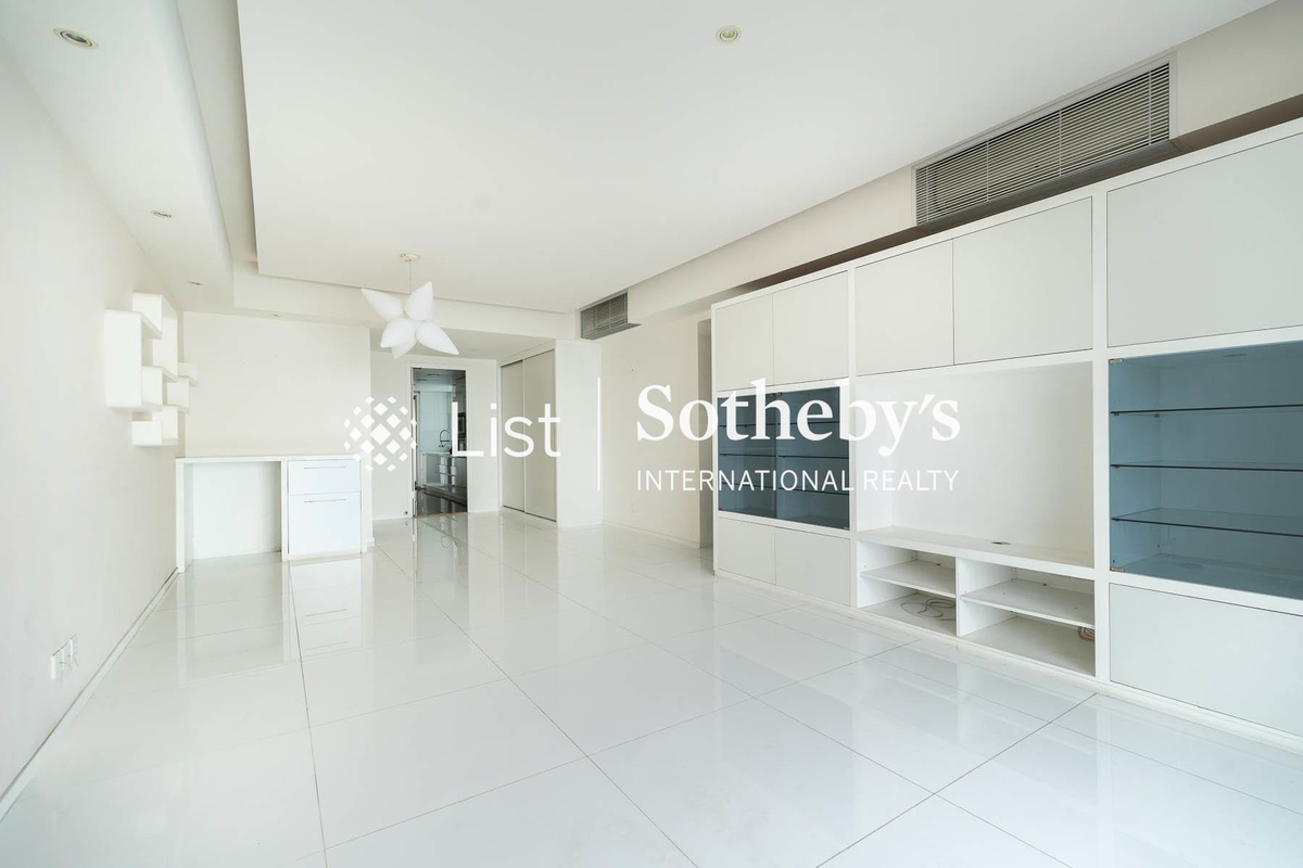 Residence Bel-Air Phase 2 South Tower 貝沙灣 2期 南岸 | Living and Dining Room