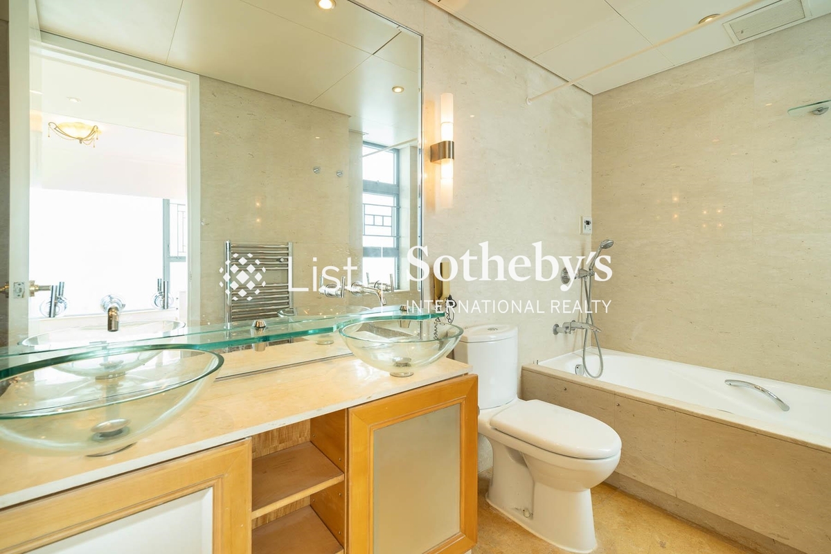 Residence Bel-Air Phase 2 South Tower 貝沙灣 2期 南岸 | Master Bathroom