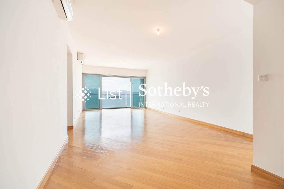 Residence Bel-Air Phase 2 South Tower 貝沙灣 2期 南岸 | Living and Dining Room