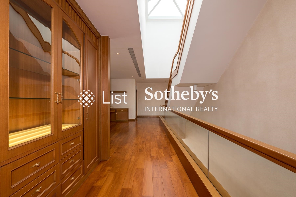 Residence Bel-Air Bel-Air Rise House 貝沙灣 貝沙徑 洋房 | Upper Floor Skylight