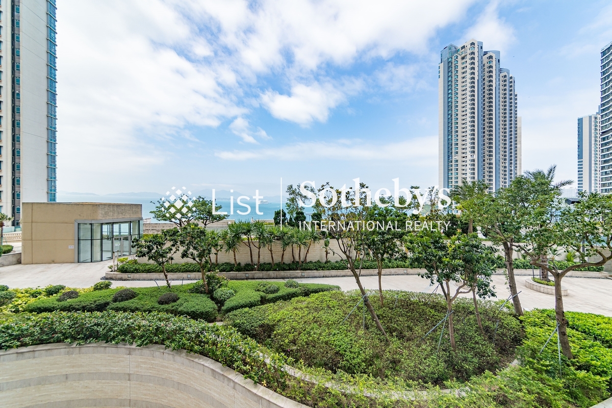 Residence Bel-Air Phase 6 - Bel-Air No. 8 貝沙灣第六期 - Bel-Air No. 8 | View from Living and Dining Room