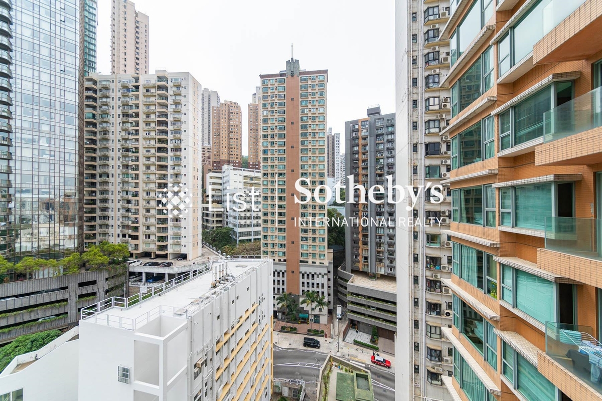 Jardine Summit 渣甸豪庭 | View from Balcony