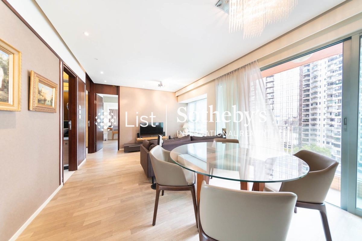 Jardine Summit 渣甸豪庭 | Living and Dining Room