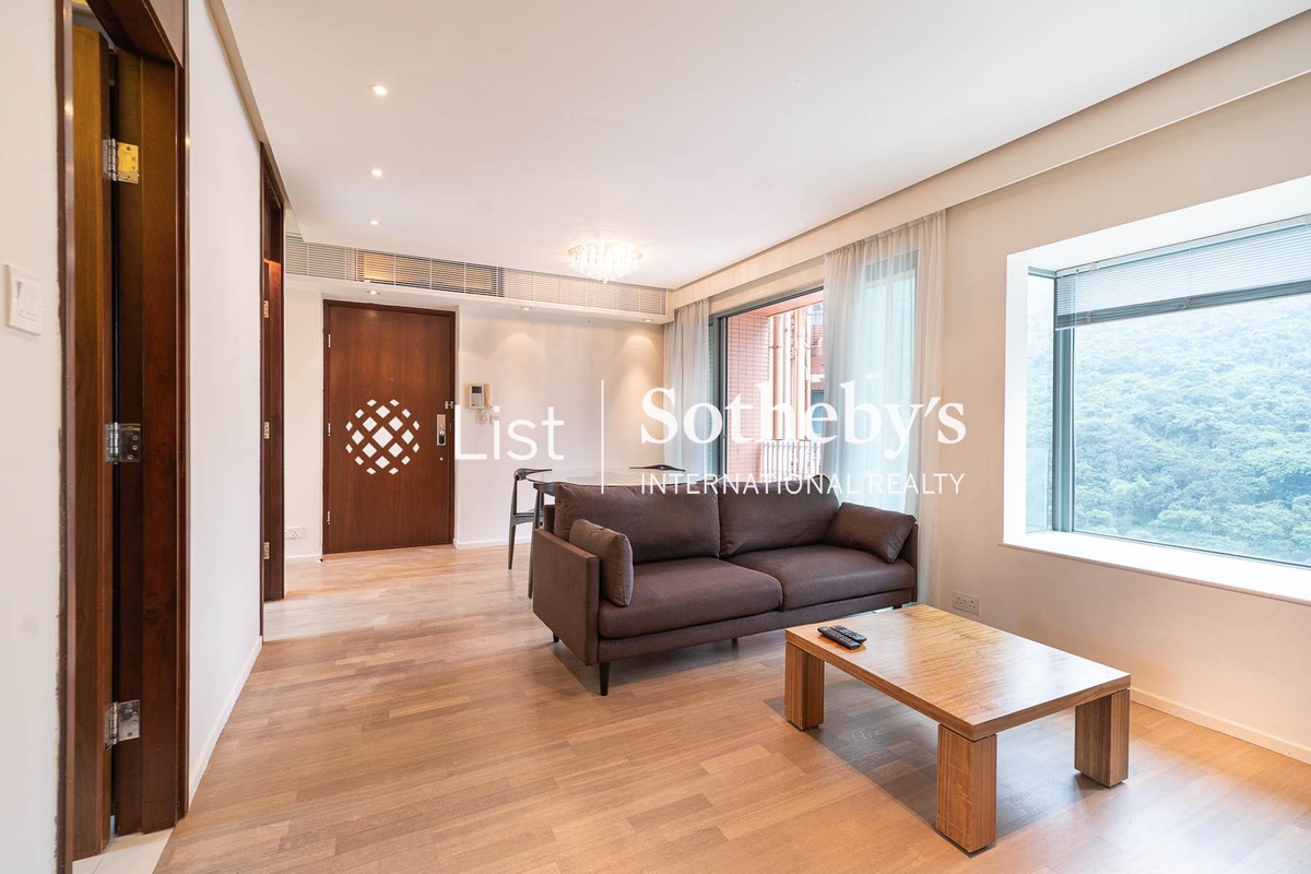 Jardine Summit 渣甸豪庭 | Living and Dining Room