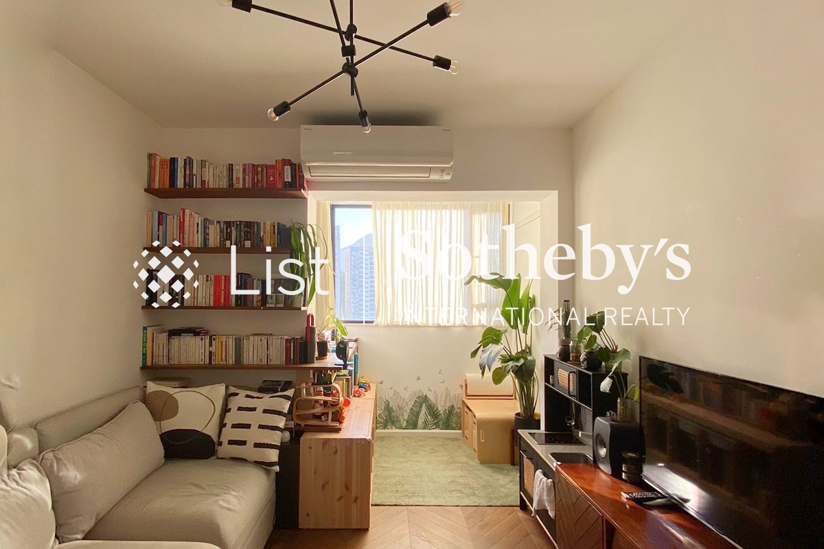 Royal Court 騰黃閣 | Living Room