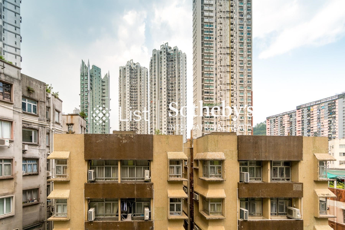 C.C. Lodge 優悠台 | View from Living and Dining Room
