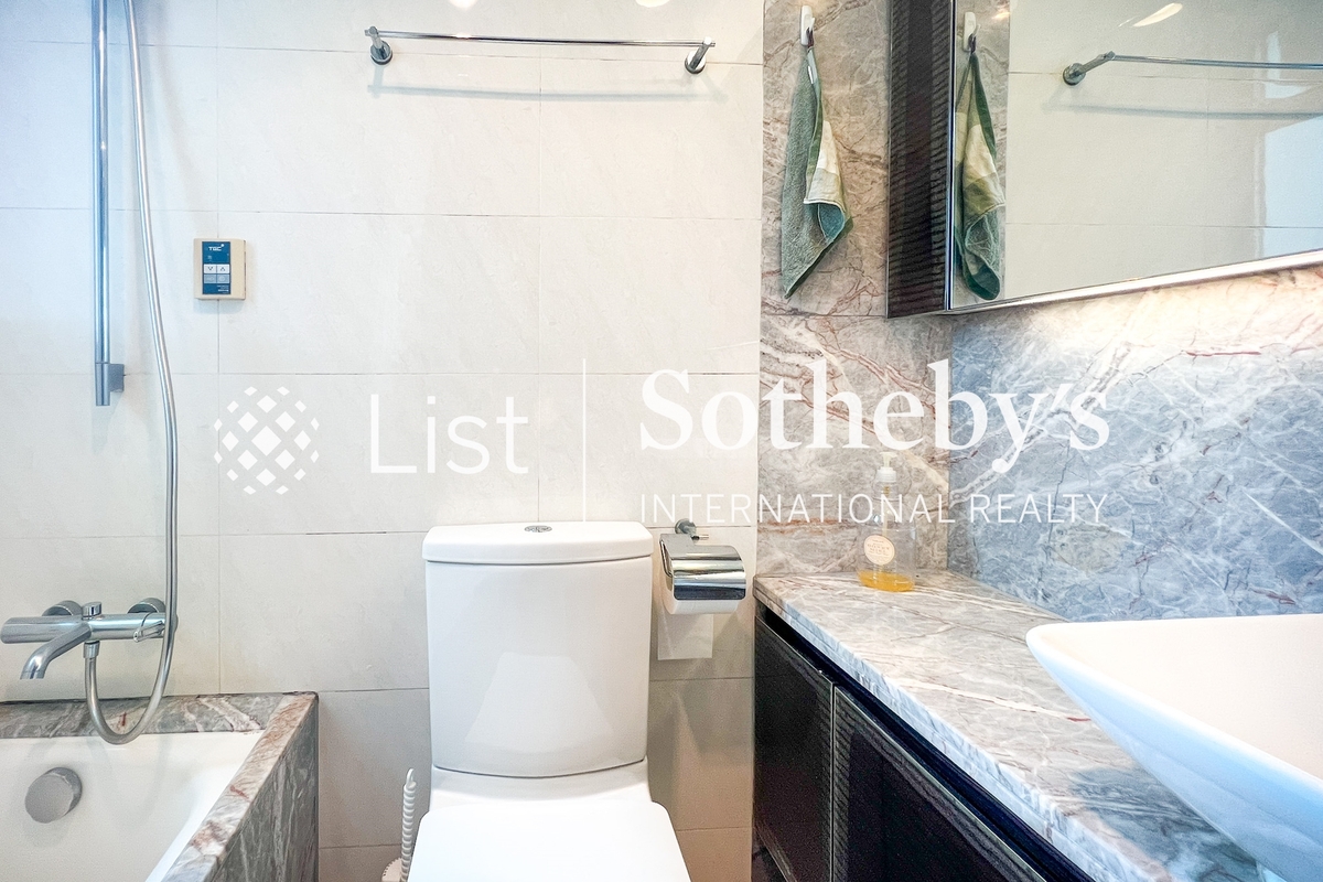The Sail At Victoria 傲翔灣畔 | Guest Bathroom