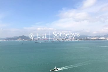 The Sail At Victoria 傲翔灣畔 | View from Living and Dining Room