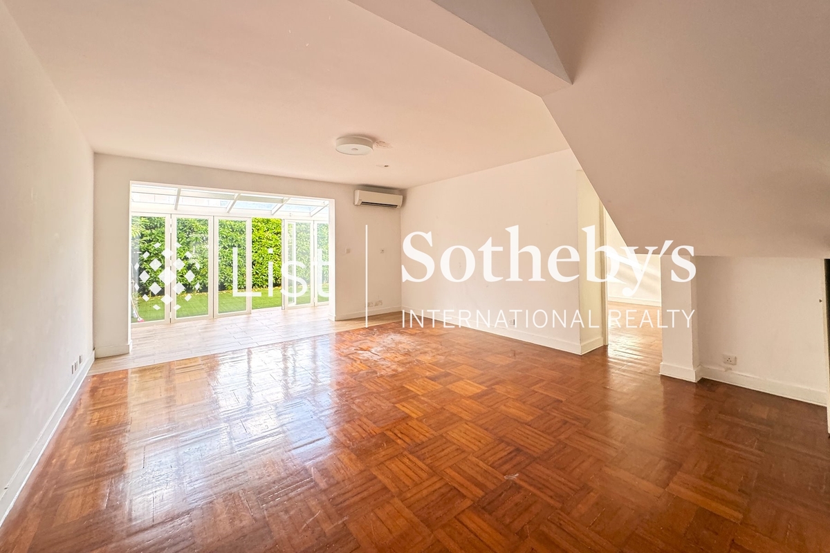 Ann Gardens 安苑 | Living Area