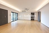 South Bay Villas 南灣新邨 | Living and Dining Room