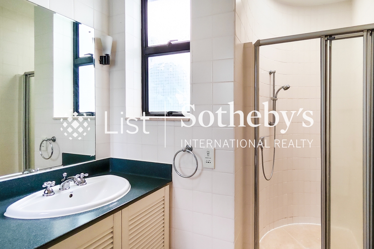 28 Stanley Village Road 赤柱村道28號 | Master Bathroom