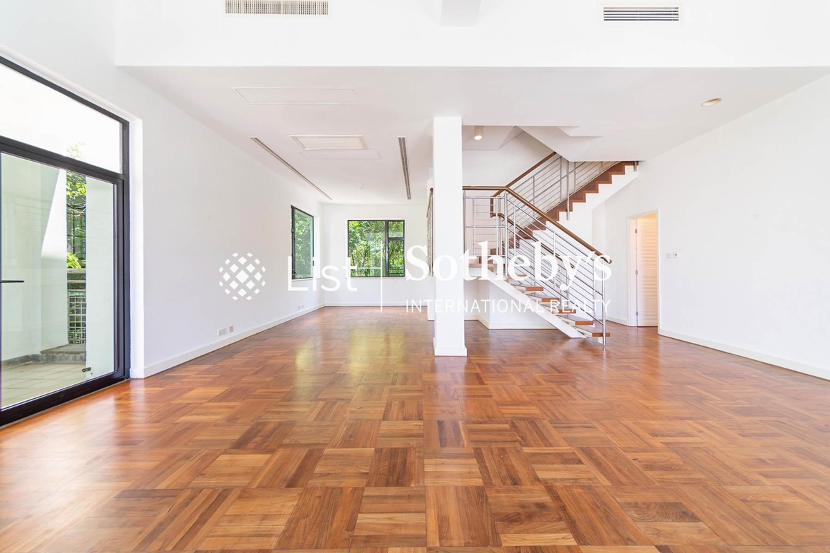 28 Stanley Village Road 赤柱村道28號 | Living and Dining Room