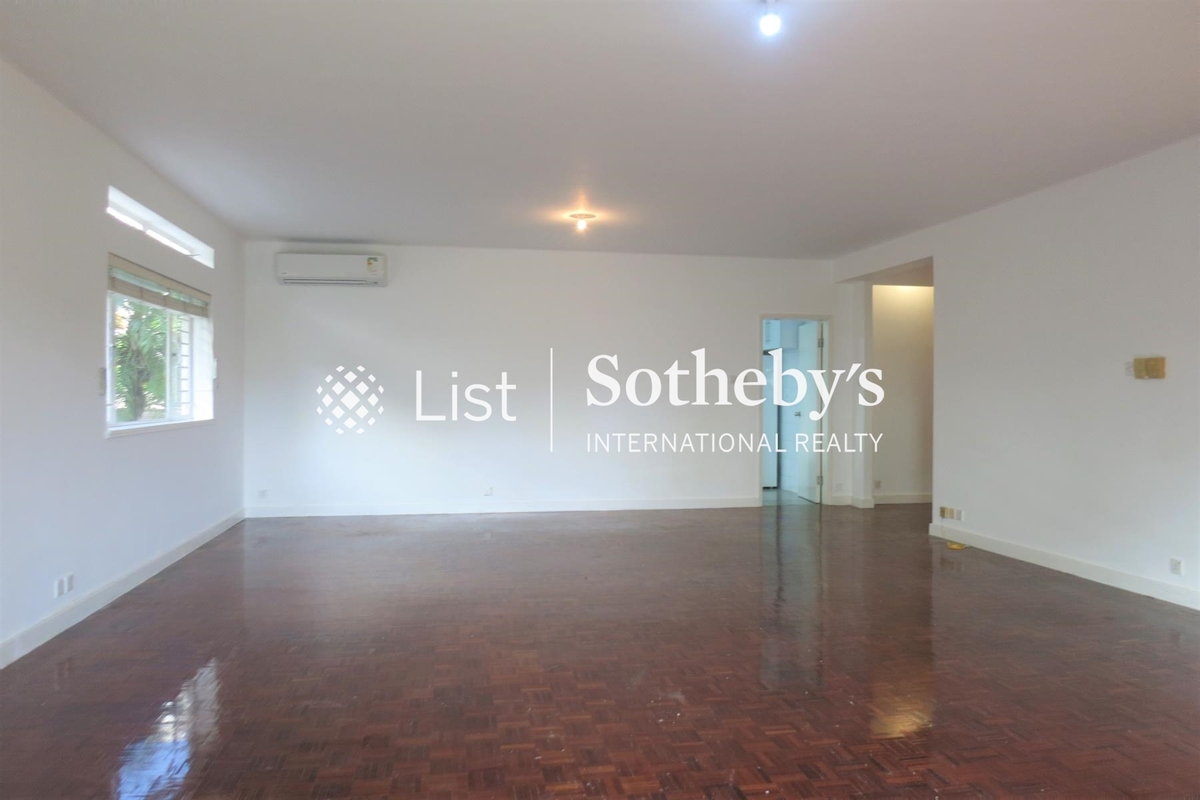 Deepdene 蒲苑 | Living and Dining Room