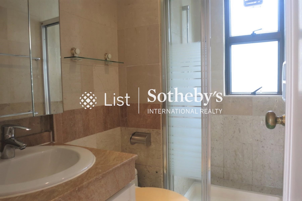 Grand Bowen 寶雲殿 | Guest Bathroom