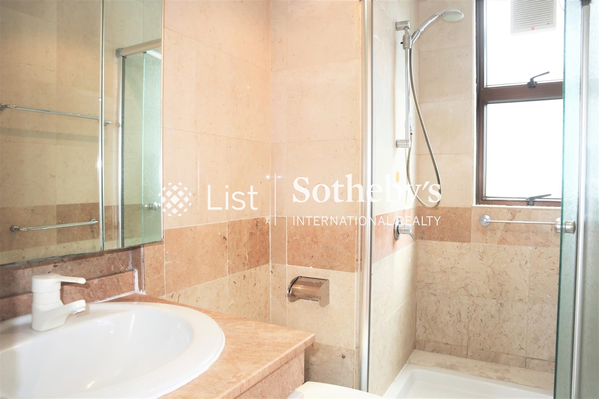 Grand Bowen 寶雲殿 | Guest Bathroom