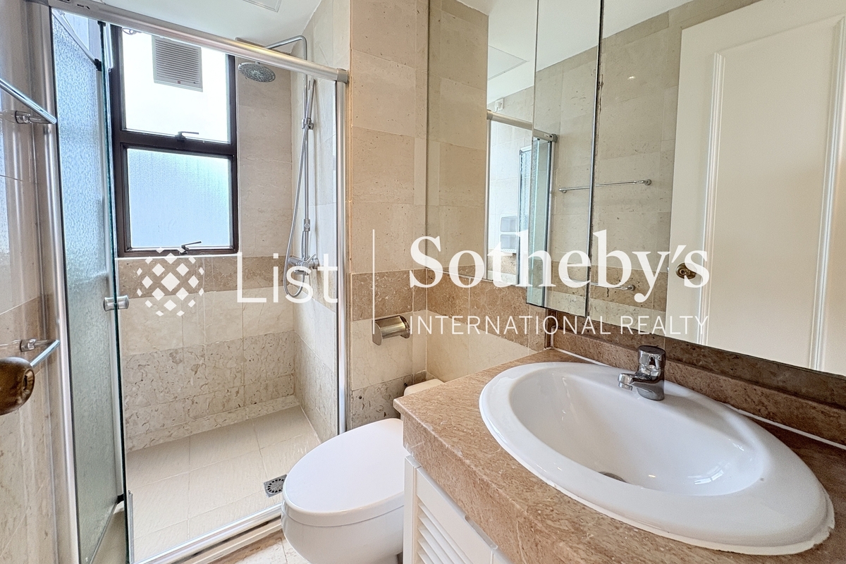 Grand Bowen 寶雲殿 | Second Bathroom