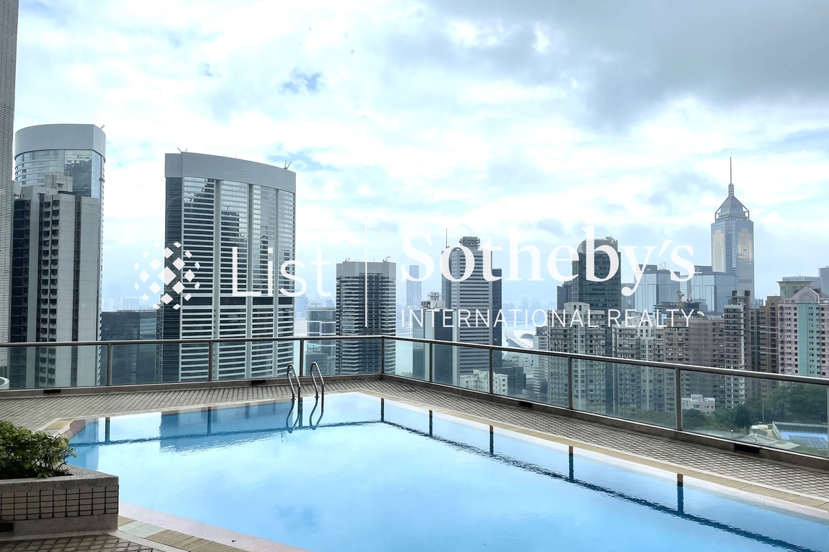 Grand Bowen 寶雲殿 | Communal Swimming Pool