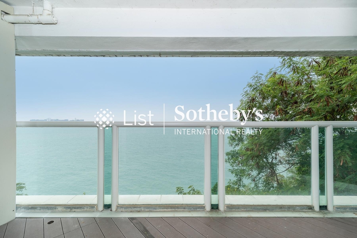 Villa Cecil Phase 2 趙苑2期 | Balcony off Living Area