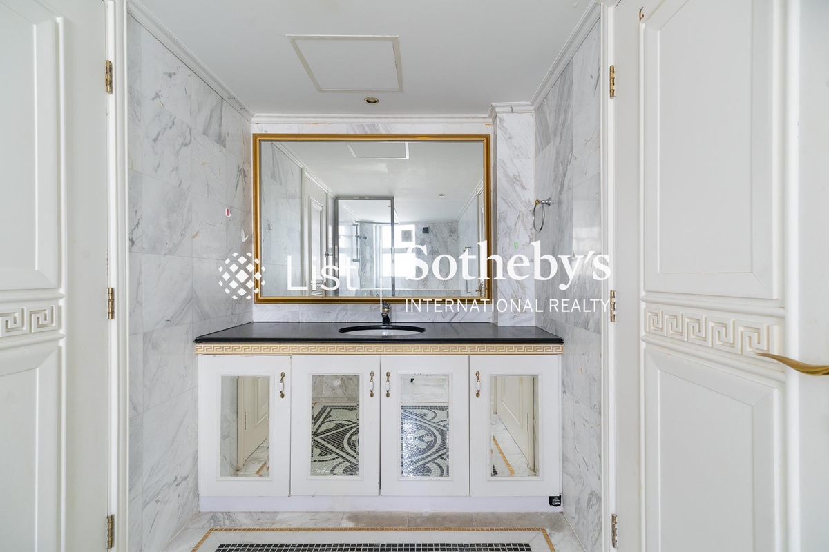 Villa Cecil Phase 2 趙苑2期 | Second En-suite Bathroom