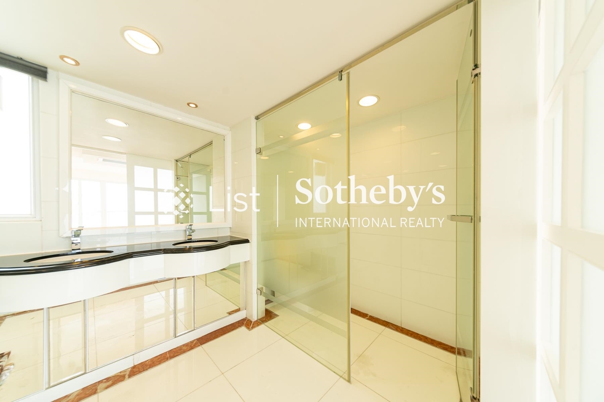 Villa Cecil Phase 3 趙苑3期 | Master Bathroom