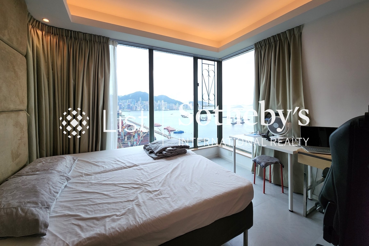 Island Harbourview 維港灣 | Second Bedroom