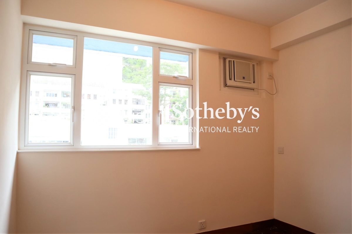 Amber Garden 安碧苑 | Second Bedroom