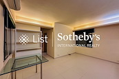 Sherwood Court 诚和阁 | Living and Dining Room
