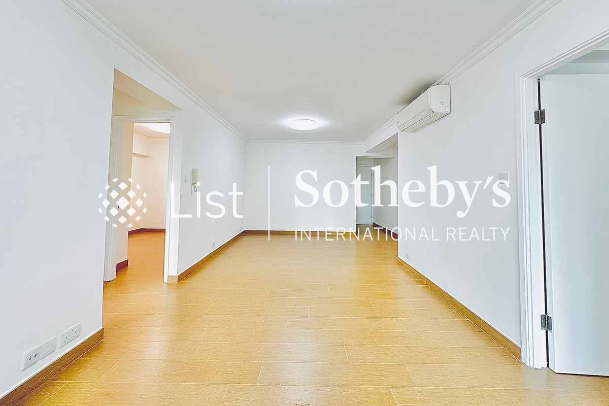 Pacific Palisades 宝马山花园 | Living and Dining Room