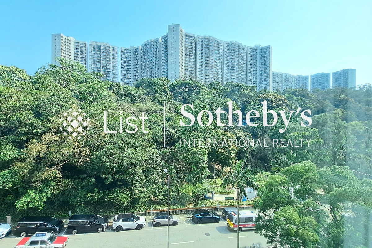 Pacific Palisades 宝马山花园 | View from Second Bedroom