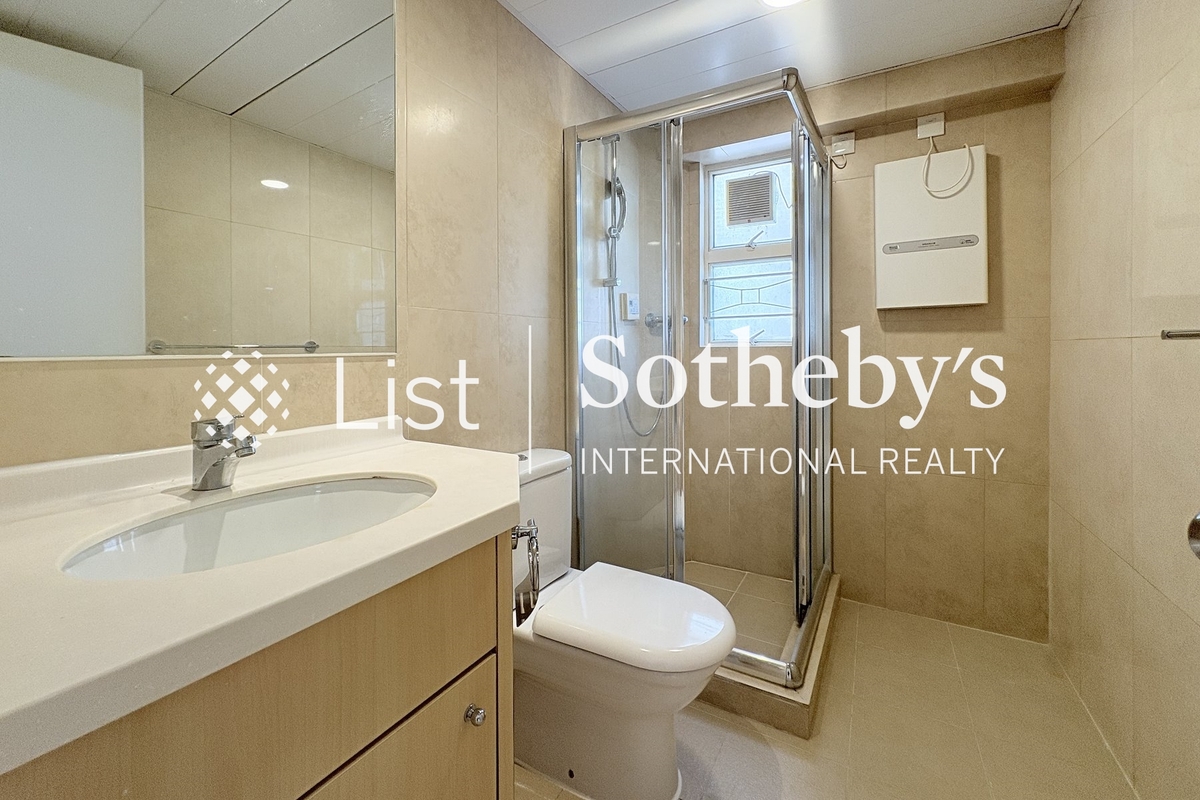 Pacific Palisades 宝马山花园 | Second Bathroom