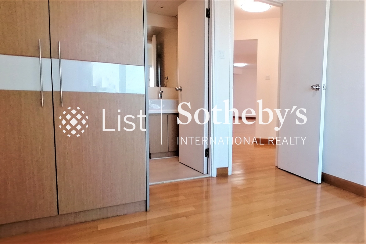 Pacific Palisades 宝马山花园 | First Bedroom