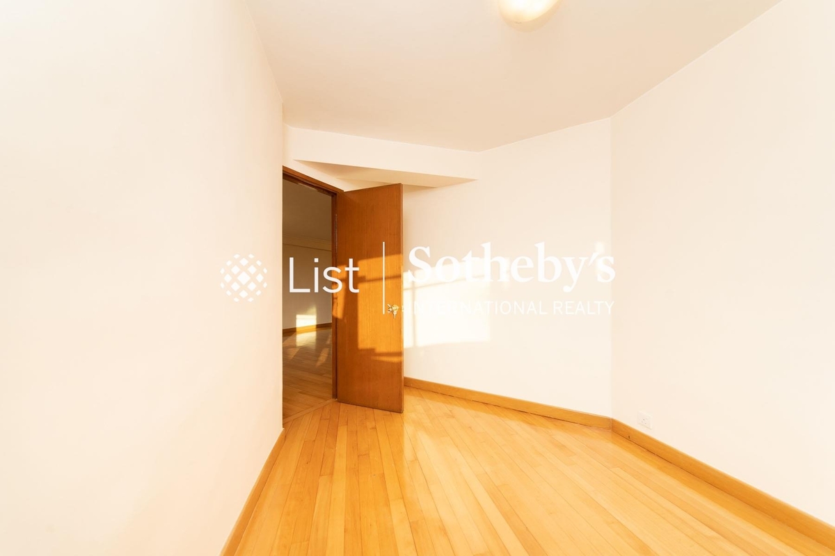 Pacific Palisades 宝马山花园 | Master Bedroom