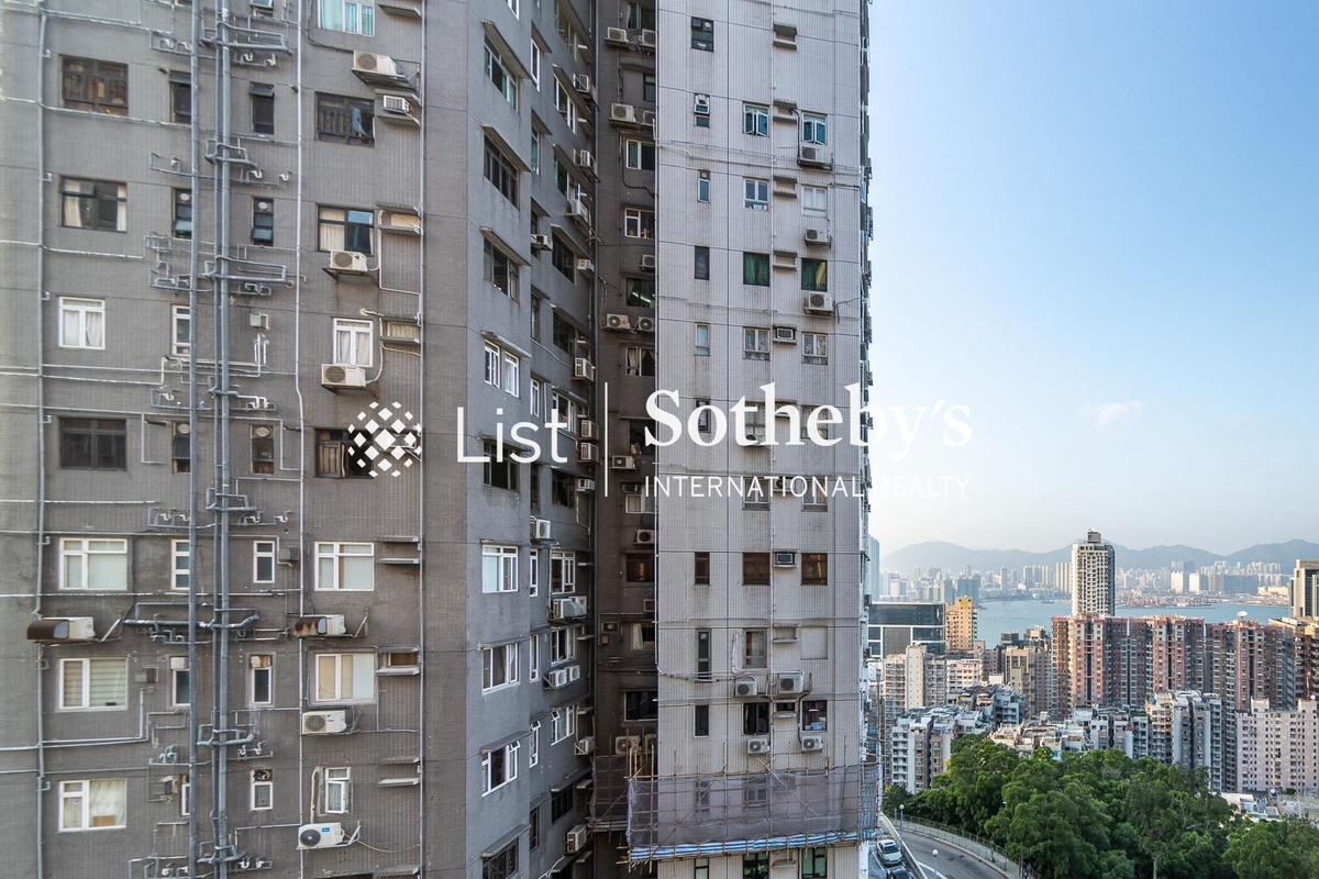 Pacific Palisades 宝马山花园 | View from Living and Dining Room