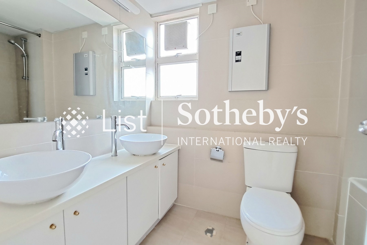 Pacific Palisades 寶馬山花園 | Master Bathroom