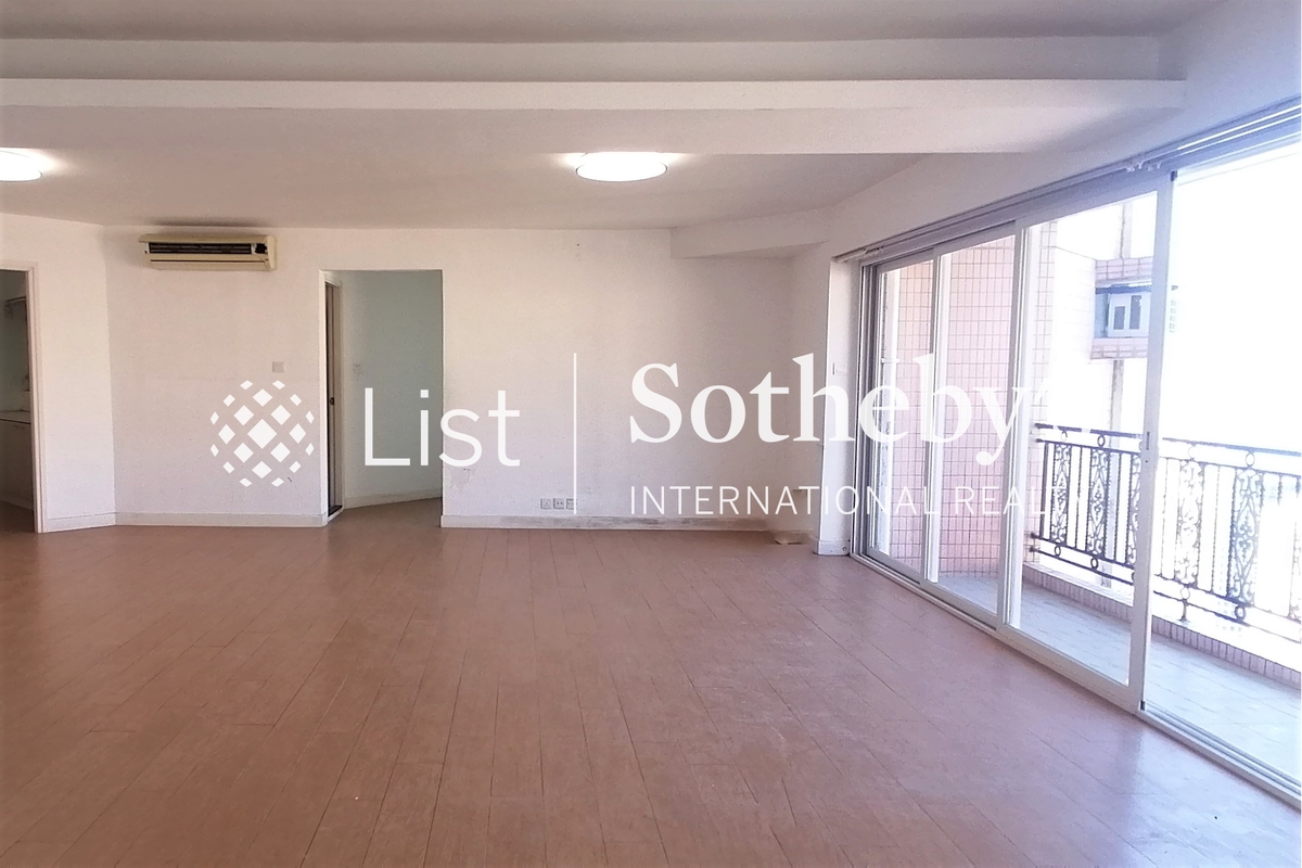 Pacific Palisades 宝马山花园 |  Living and Dining Room