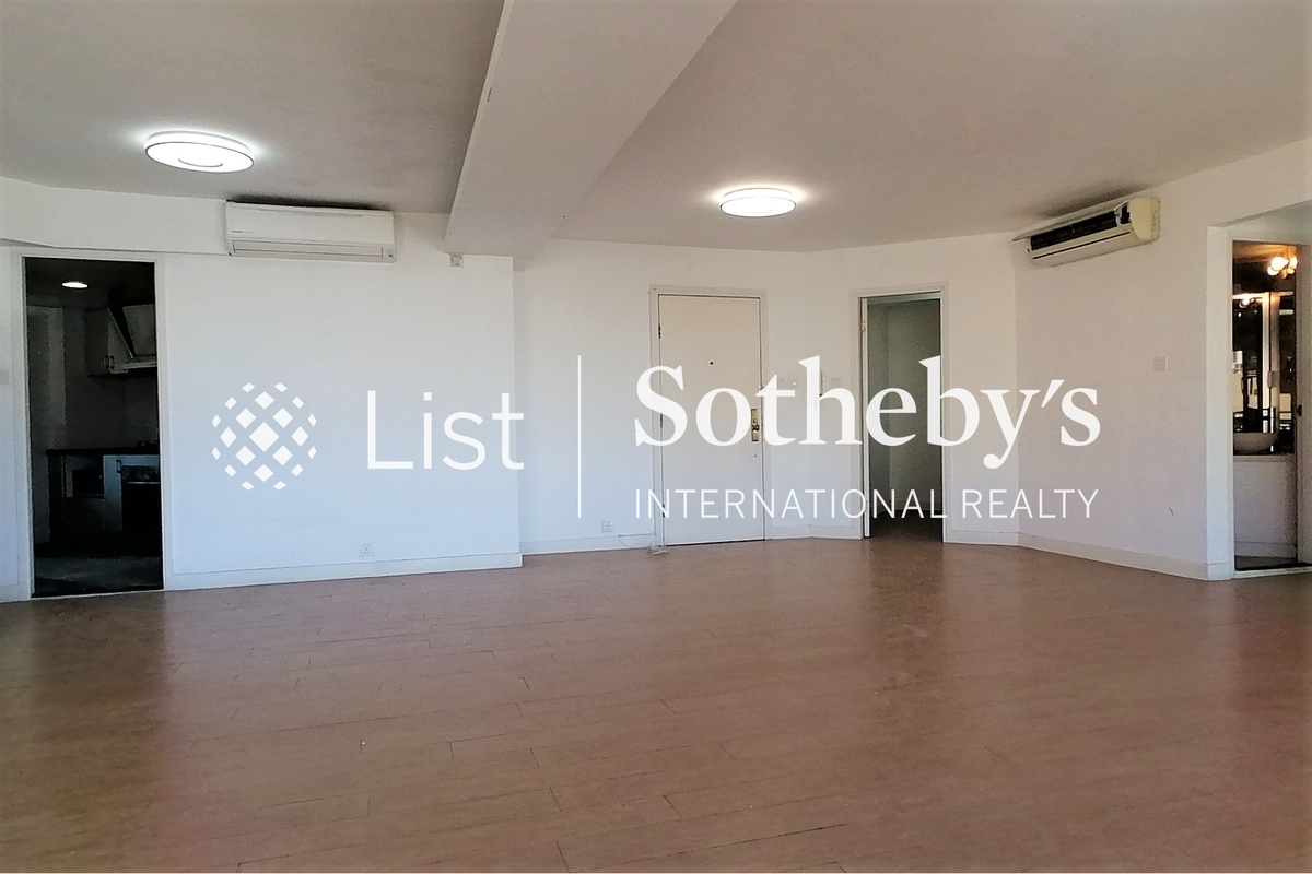 Pacific Palisades 宝马山花园 |  Living and Dining Room