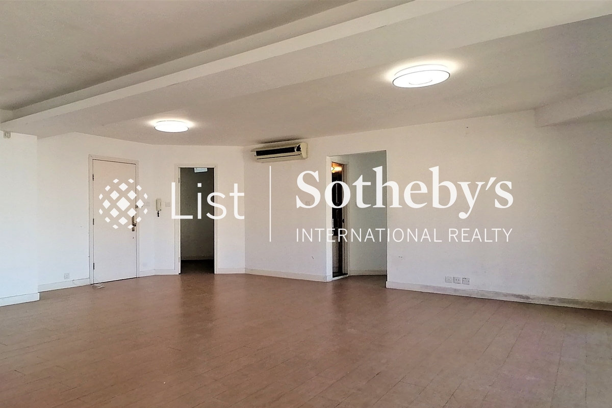 Pacific Palisades 宝马山花园 | Living and Dining Room