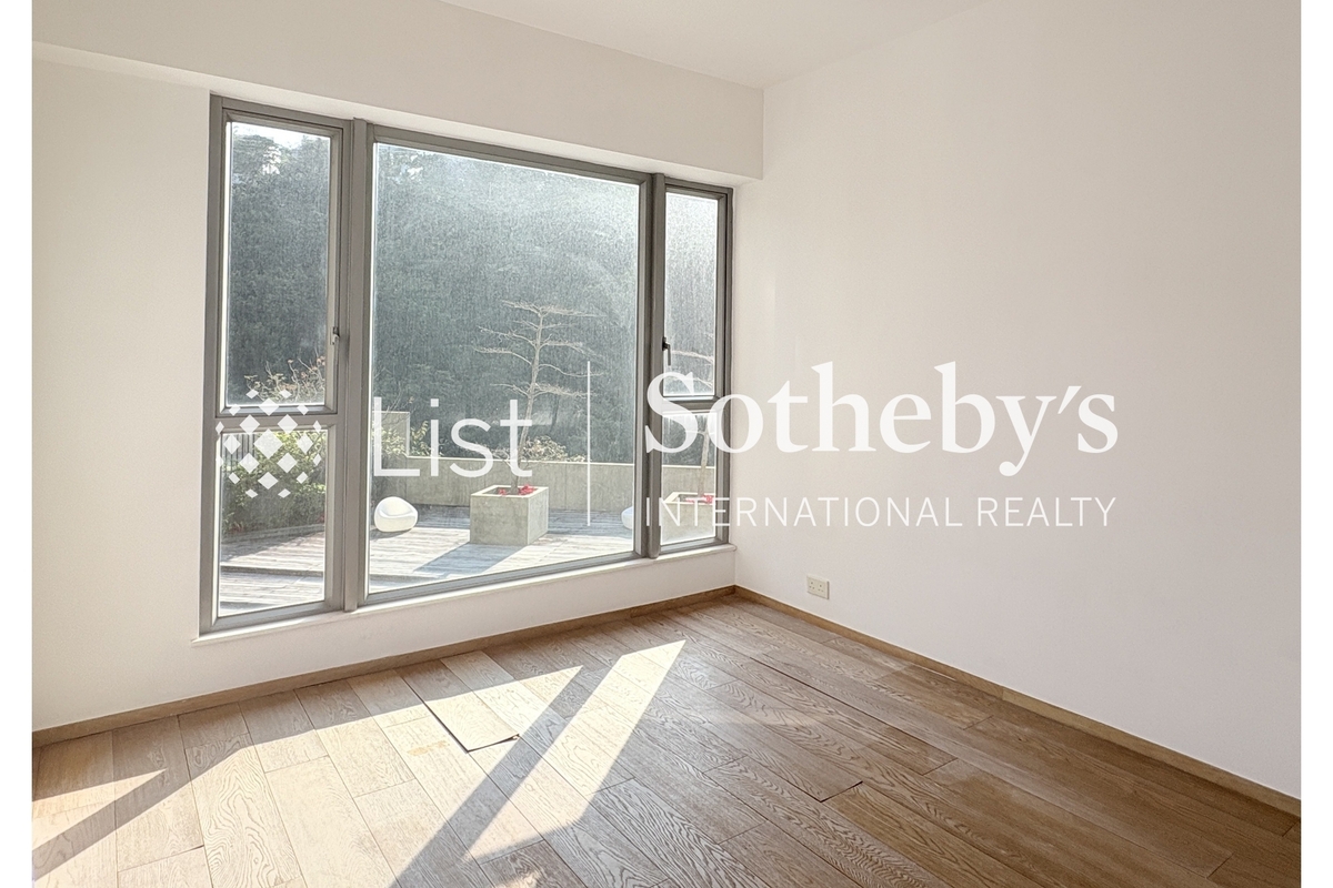 The Carmina 嘉名苑 | Second Bedroom