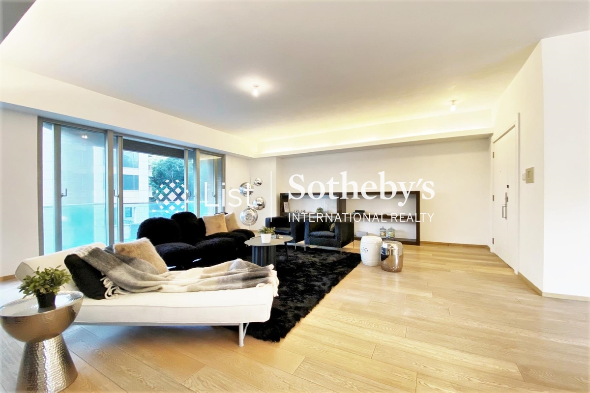 The Carmina 嘉名苑 | Living and Dining Room