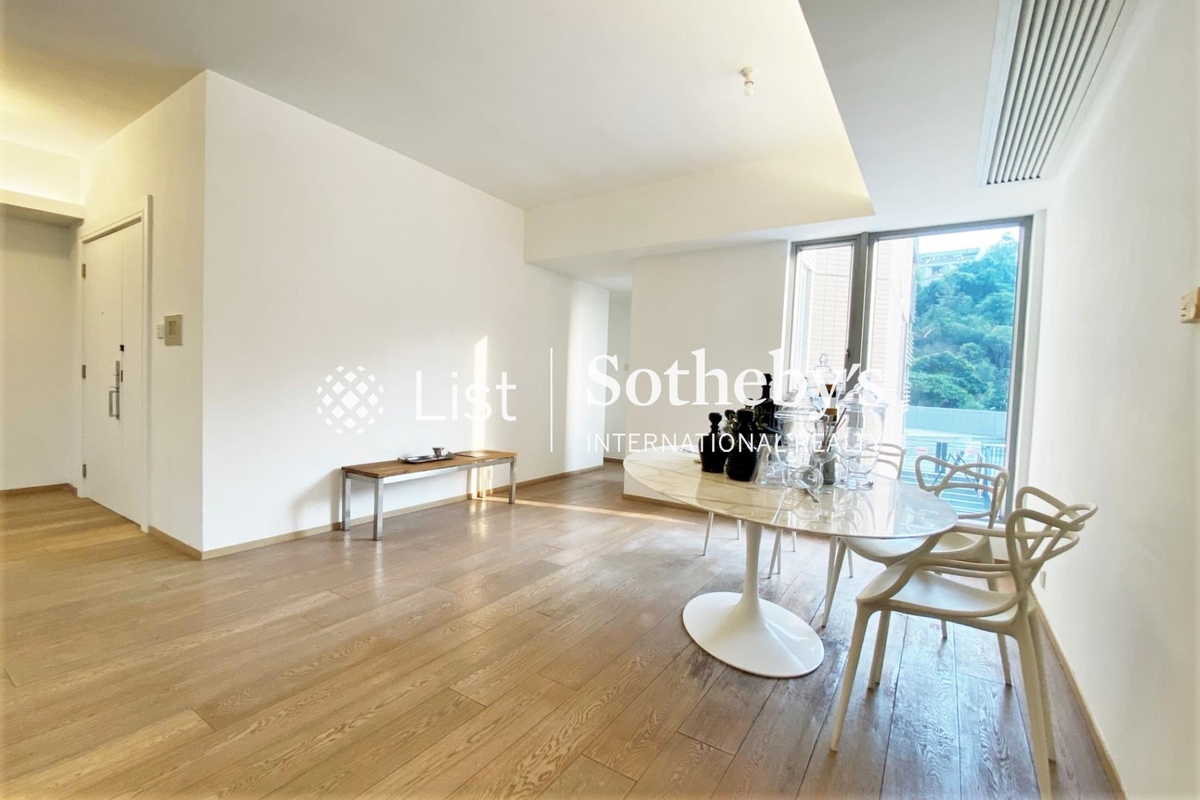 The Carmina 嘉名苑 | Living and Dining Room