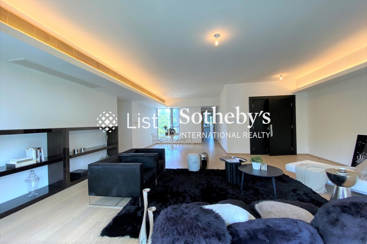 The Carmina 嘉名苑 | Living and Dining Room