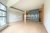 The Carmina 嘉名苑 | Built-in Wardrobe in Master Bedroom