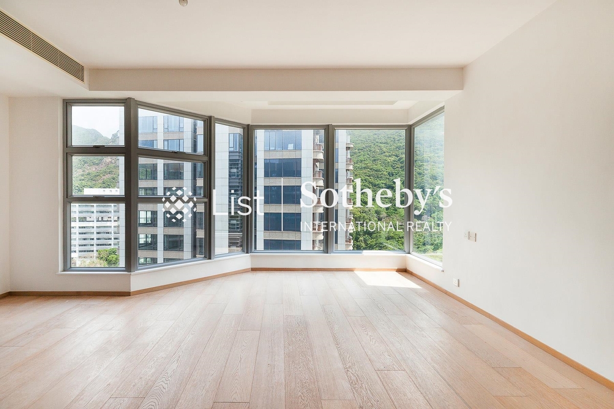 The Carmina 嘉名苑 | Master Bedroom