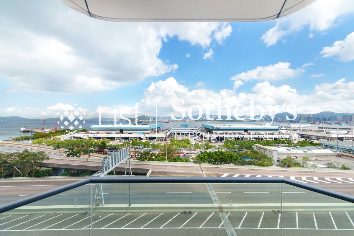 Upton 維港峰 | View from Living Room