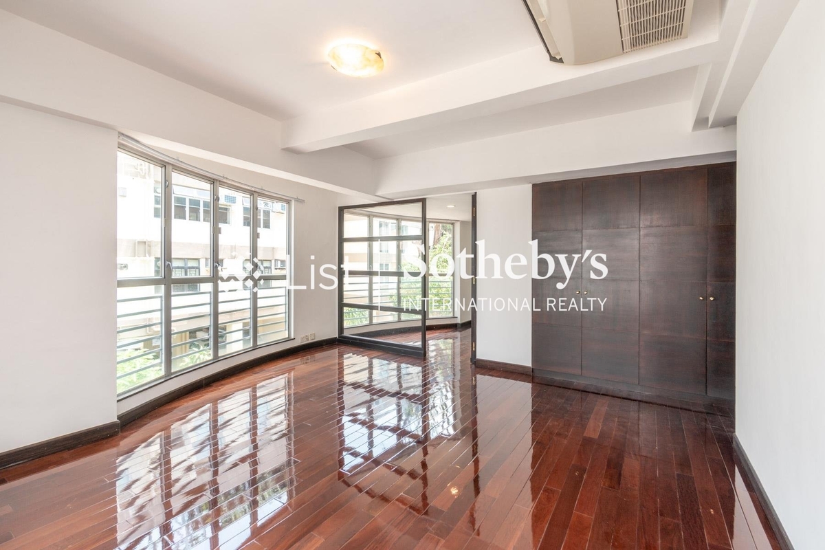 The Regalis 帝鑾閣 | Master Bedroom