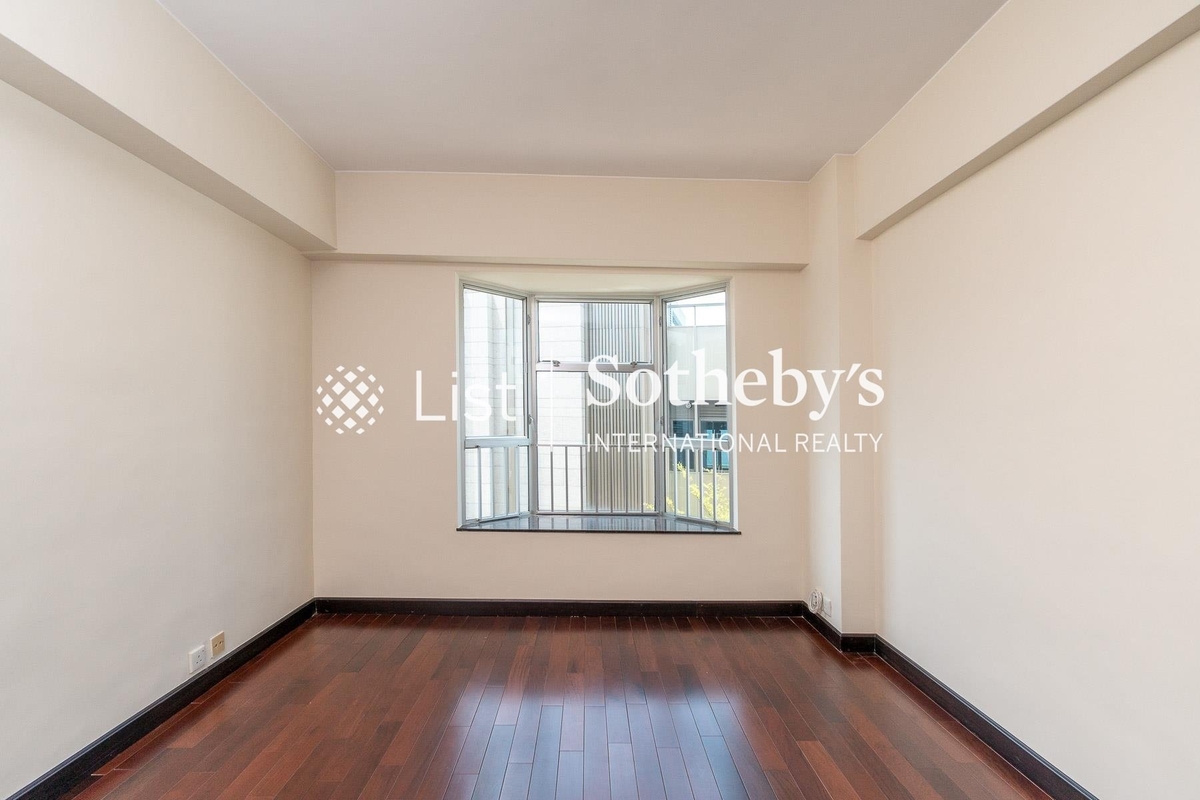 The Regalis 帝鑾閣 | Master Bedroom