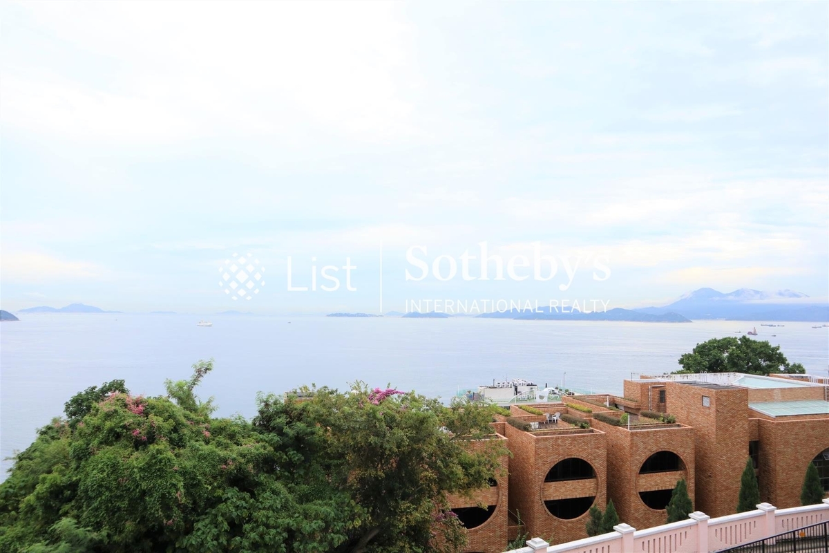 Vista Mount Davis 華亭閣 | View from Living and Dining Room