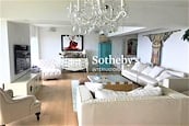 Vista Mount Davis 華亭閣 | Living and Dining Room